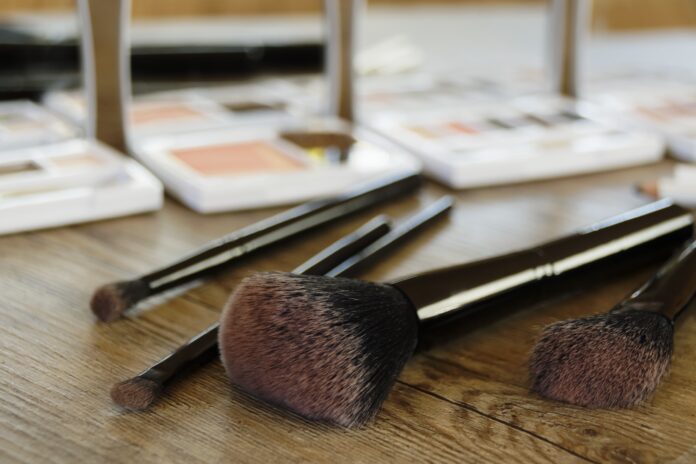 Makeup Brushes and Tools: Your Kit Essentials